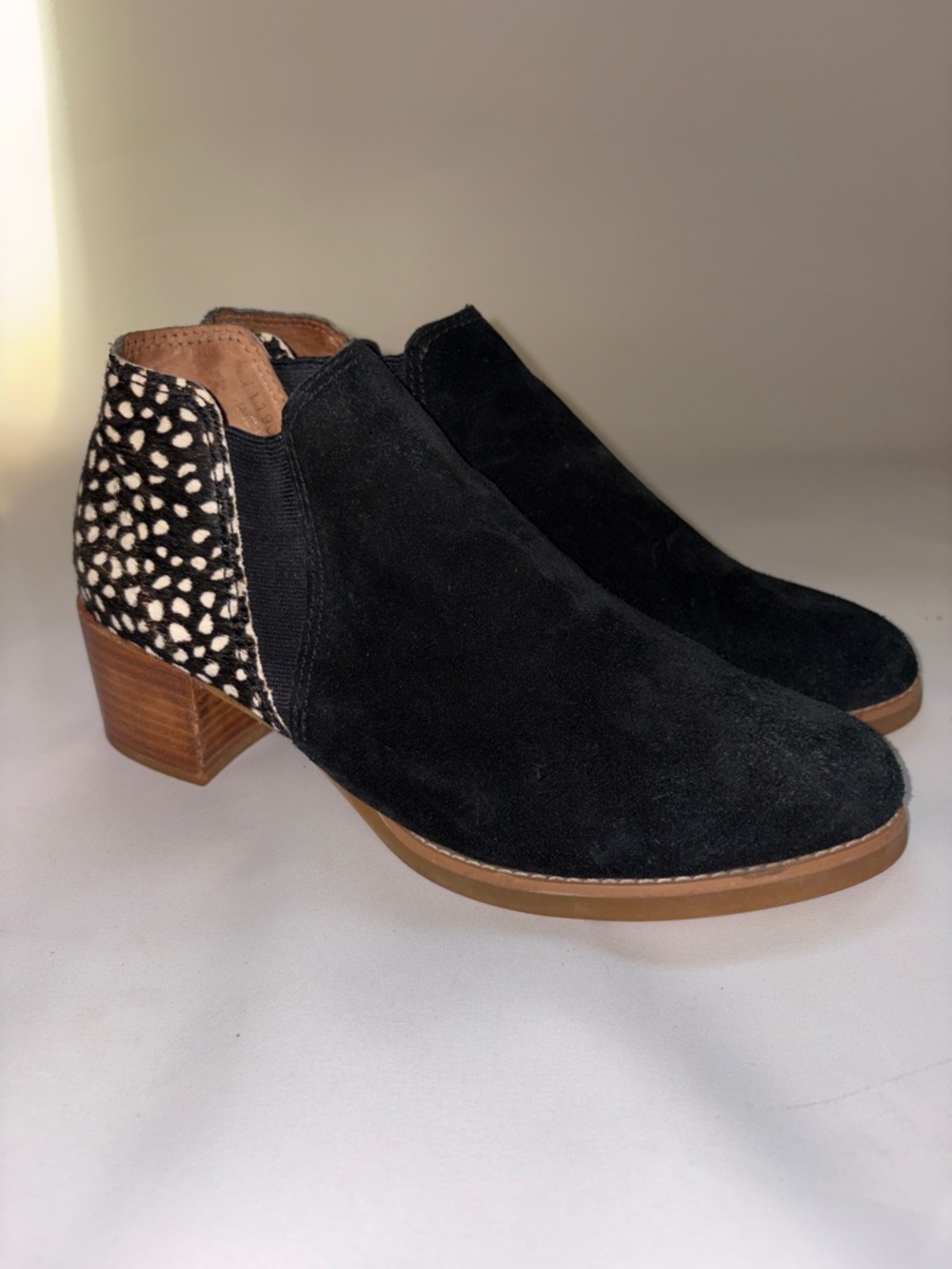 ALL BLACK Pony Hair Suede Ankle Booties with Dalmatian-Print Heel Size 9.5